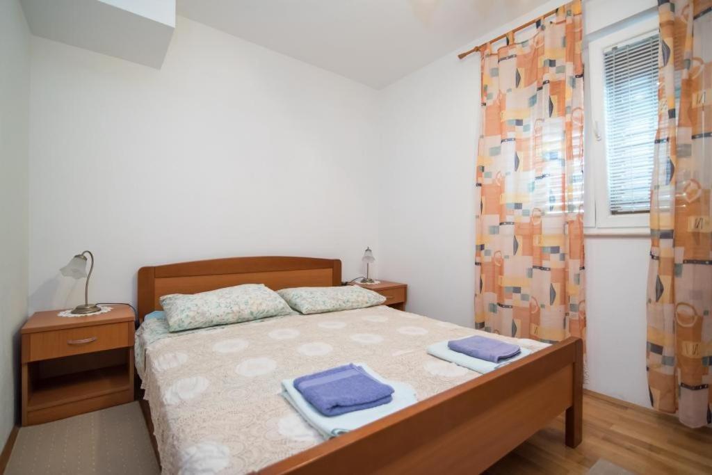Apartments Longo San Pietro di Brazza Esterno foto